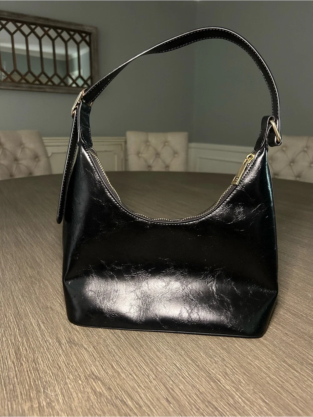 PRINCESS POLLY - Classic Black Shoulder Bag - Sleek Minimalist Women's Purse